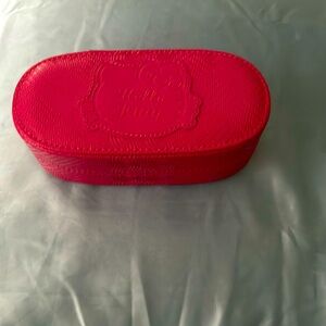 Hello Kitty🎀🎀 Sun Glass case in new condition
